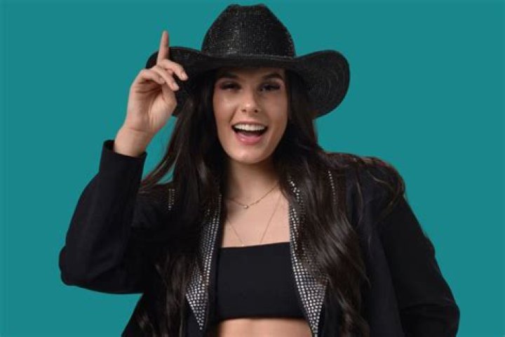 Ana Luc&iacute;a 'Anal&iacute;a' Moncada / Mariana Andrade