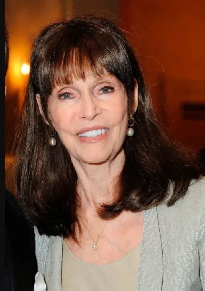 Barbara Feldon Net Worth