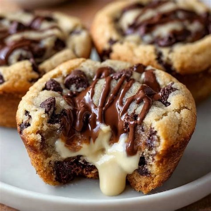 Chocolate chip cookie cup topped with chocolate frosting.