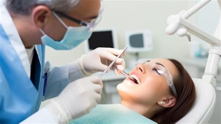 Dentist