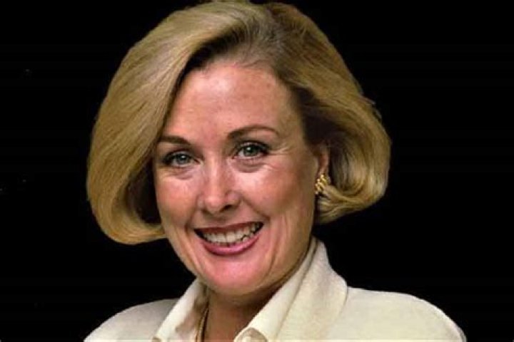 Herself - Mrs. John Dean / Herself - Author