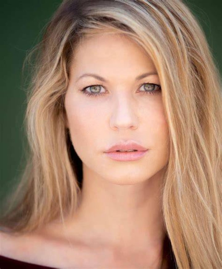 Sebrina Scott Net Worth
